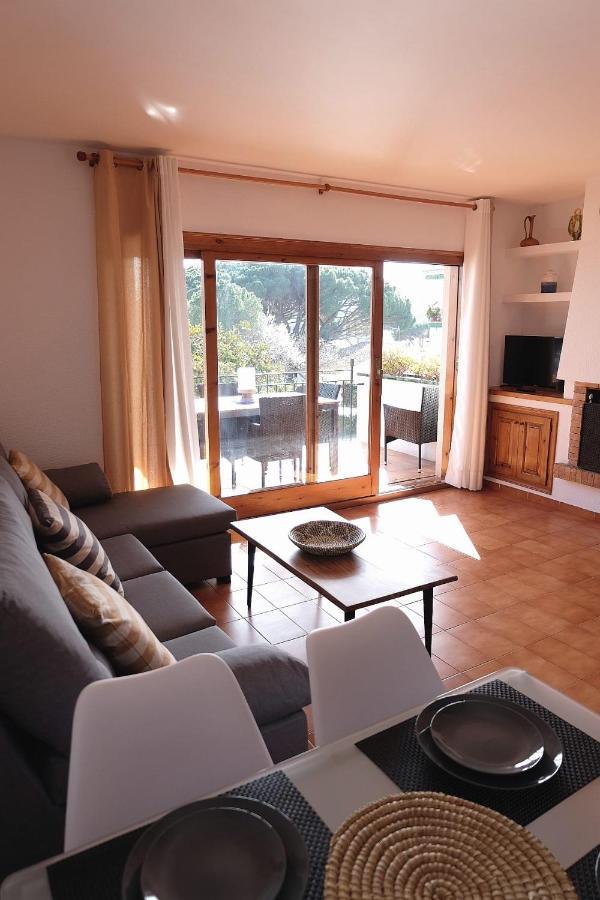 Apartamento Con Piscina L' Ancora 칼레냐 데 팔라푸르헬 외부 사진