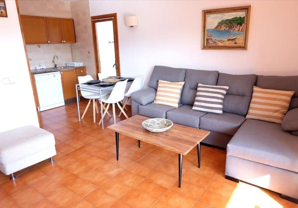 Apartamento Con Piscina L' Ancora 칼레냐 데 팔라푸르헬 외부 사진