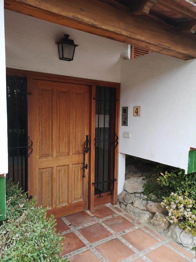 Apartamento Con Piscina L' Ancora 칼레냐 데 팔라푸르헬 외부 사진